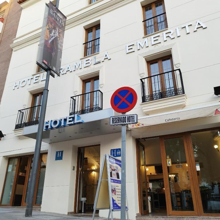 Hotel Rambla Emerita, Centro Ciudad Μέριδα Εξωτερικό φωτογραφία
