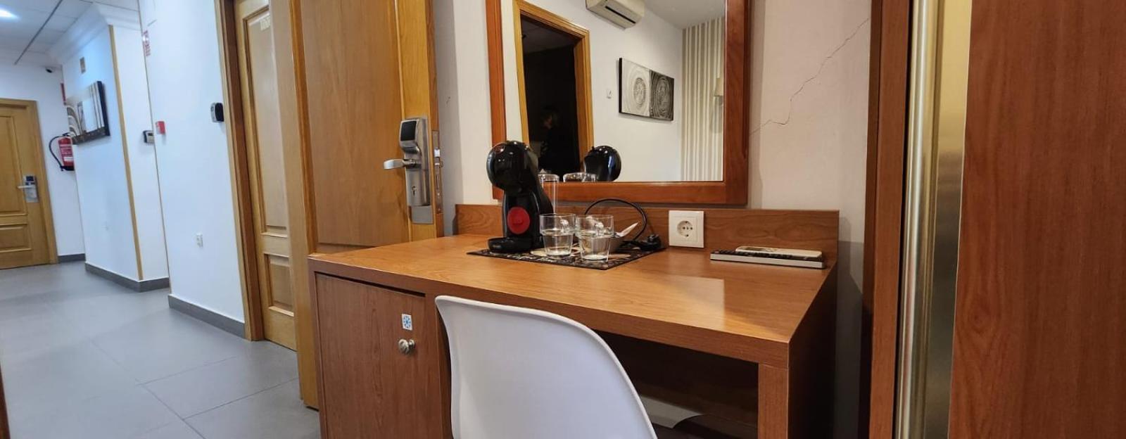 Hotel Rambla Emerita, Centro Ciudad Μέριδα Εξωτερικό φωτογραφία